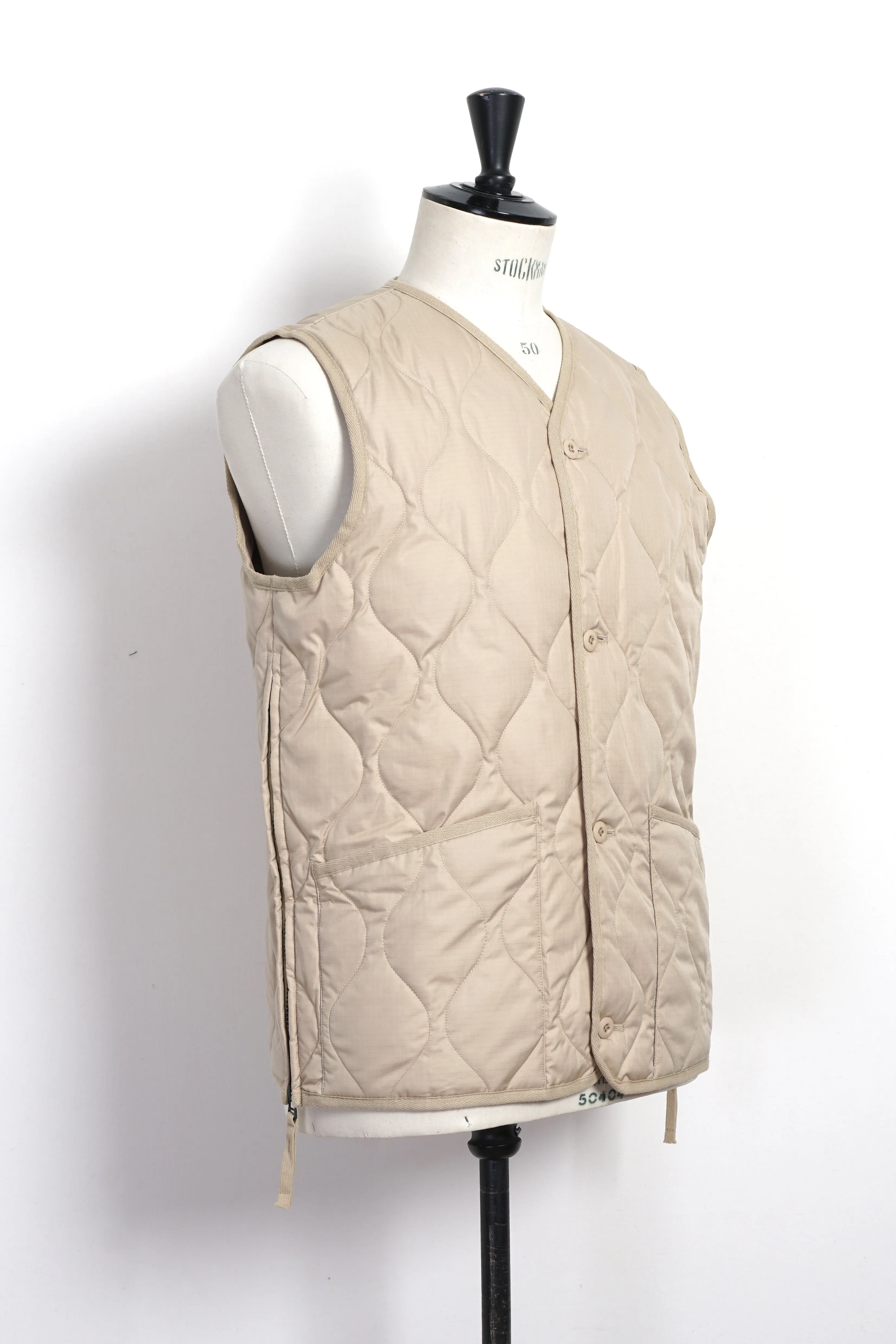 DOWN VEST | Military V-Neck Down Vest | Cream