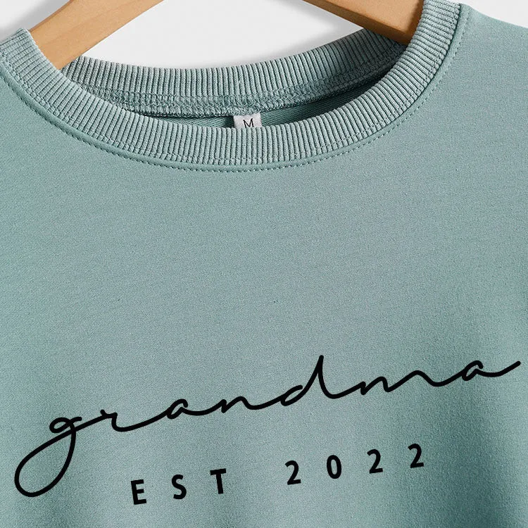 Grandma Est 2022 Letter Ladies Loose Long Sleeve Sweater