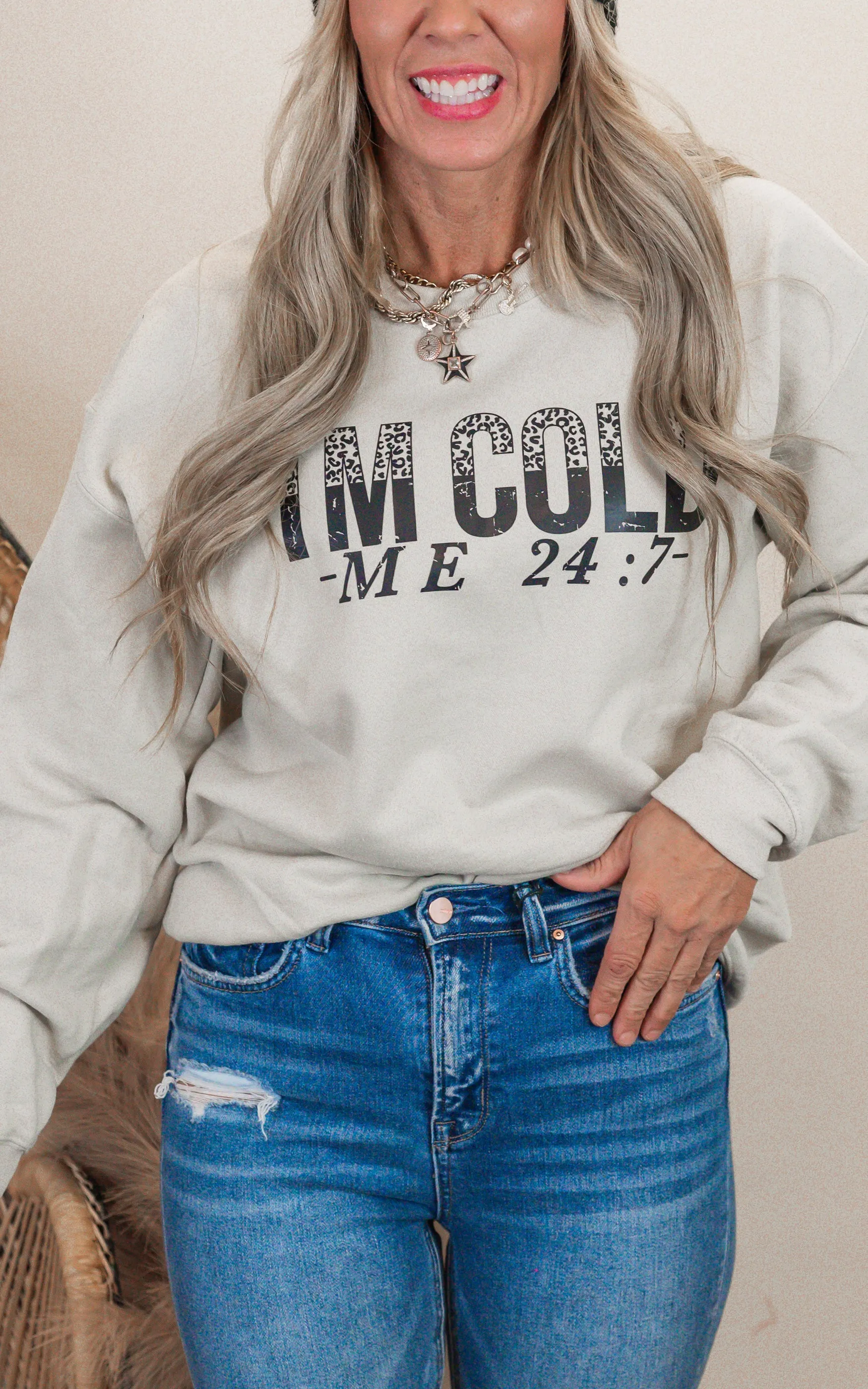 I'm Cold - Me 24:7 Graphic Crewneck Sweatshirt