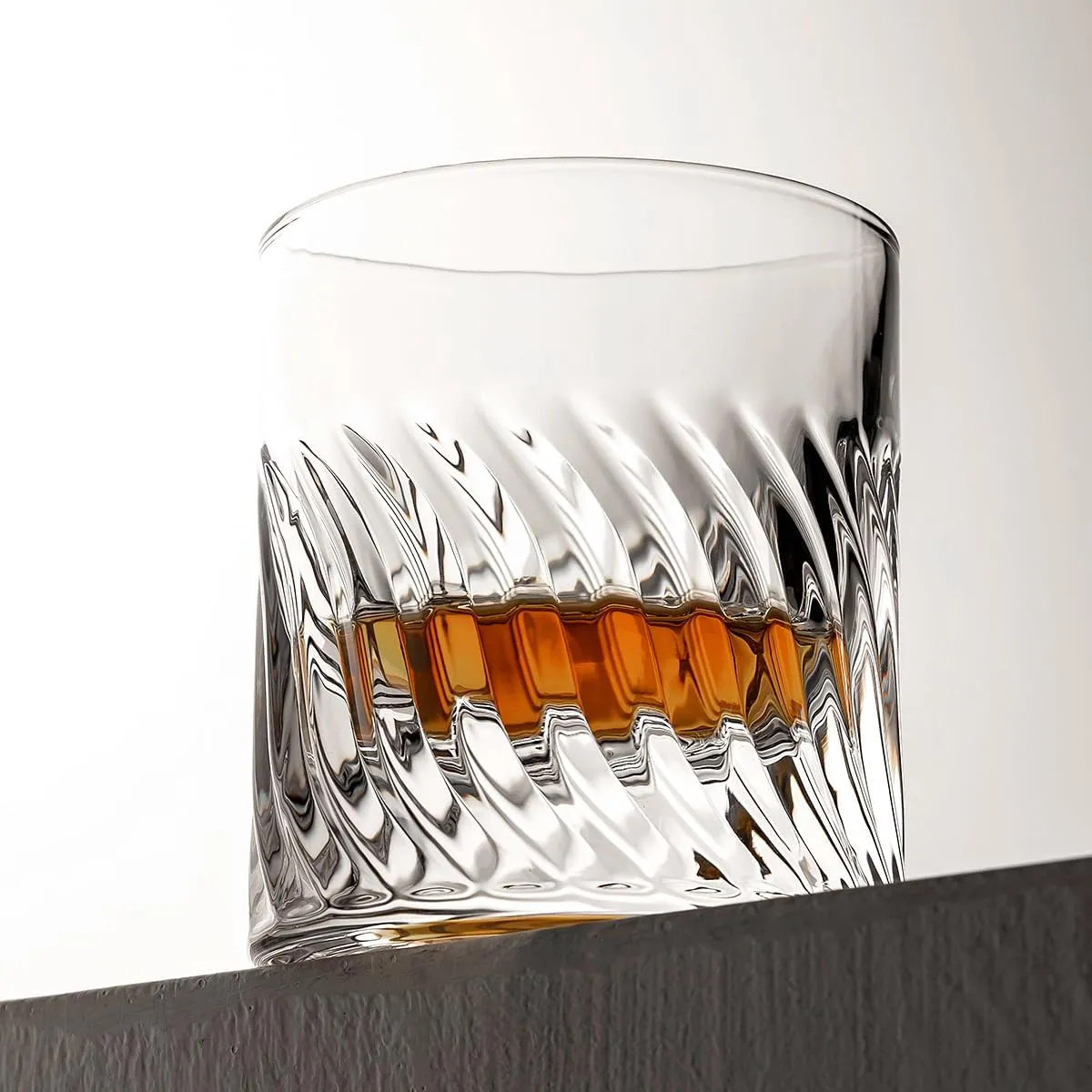 LUXOR HEAVY BASE WHISKEY GLASS