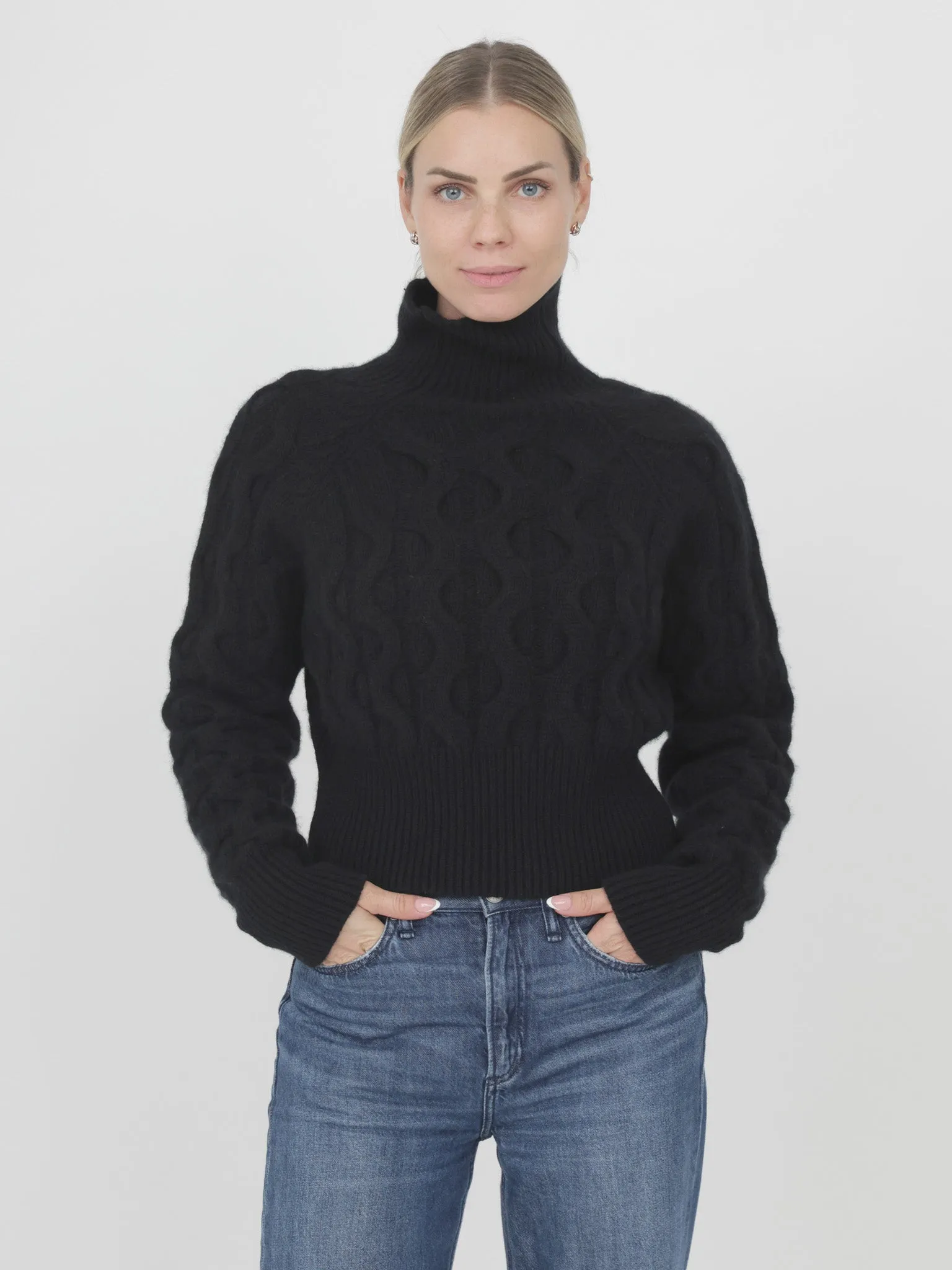 SIENNA TURTLENECK